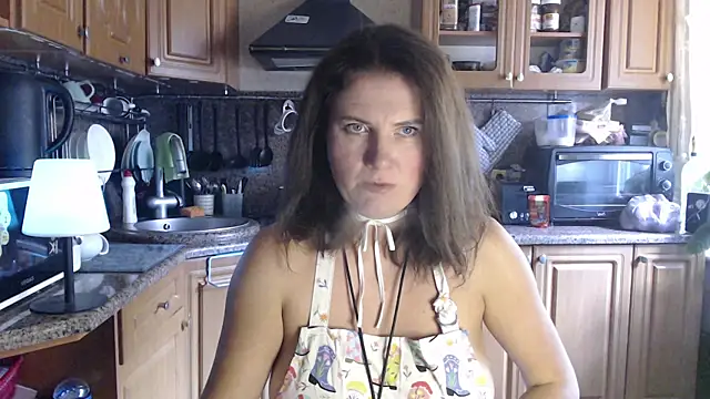 Snapshot of LizaCakes chatting on 09/18/25, 09:44 LizaCakes online show from 09/18/25, 09:44