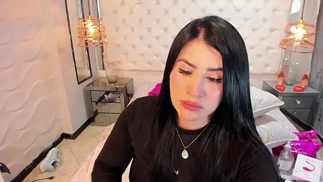 Snapshot of Nara_belen chatting on 03/06/25, 09:36 Nara belen online show from 03/06/25, 09:36