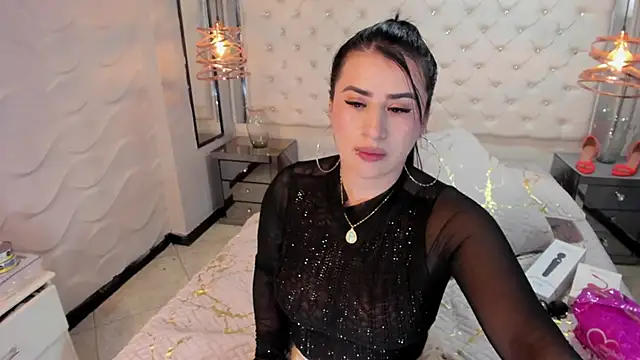 Snapshot of Nara_belen chatting on 03/08/25, 10:11 Nara belen online show from 03/08/25, 10:11