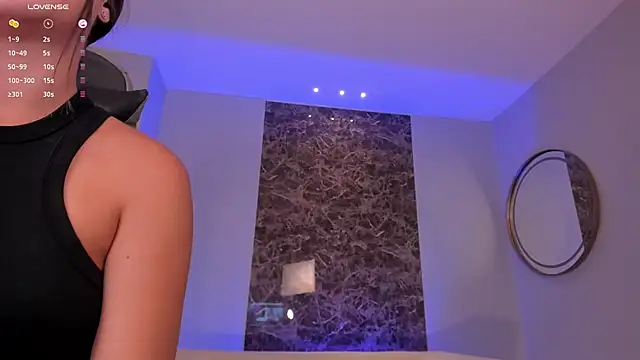 EllaClark online show from 02/28/25, 02:20