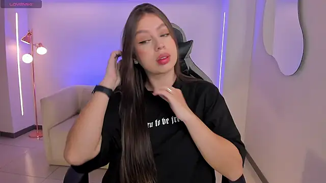 EllaClark online show from 09/18/25, 06:54