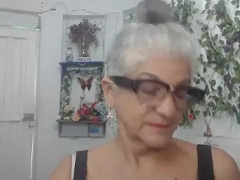 FunnyGrandma online show from 01/18/25, 07:48