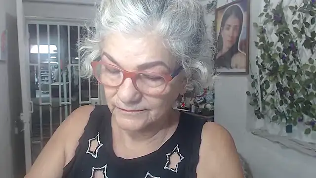 FunnyGrandma online show from 10/19/25, 02:12