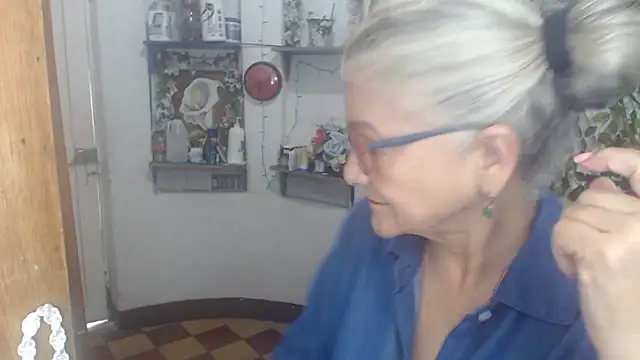 FunnyGrandma online show from 05/02/26, 09:31