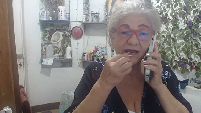 FunnyGrandma online show from 05/25/26, 12:16