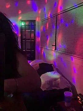 Snapshot of Jcharlesnew69@xh chatting on 03/04/25, 06:26 Jcharlesnew69xh online show from 03/04/25, 06:26