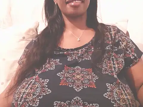 MissTits online show from 03/20/25, 01:13