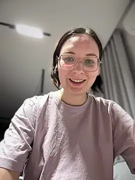 The Snowwhitee online show from 04/19/26, 07:49