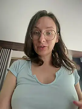 The Snowwhitee online show from 06/18/26, 08:47