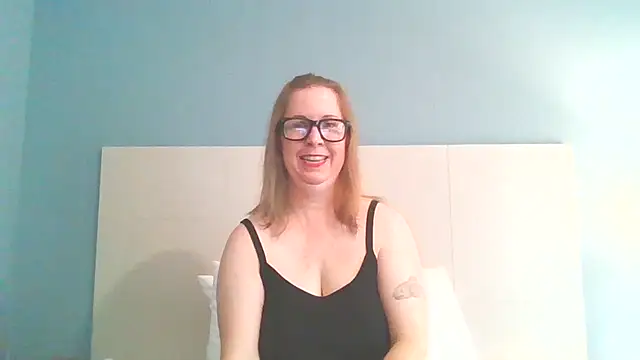 Snapshot of SweetandNaughty1 chatting on 01/14/25, 07:53 SweetandNaughty1 online show from 01/14/25, 07:53