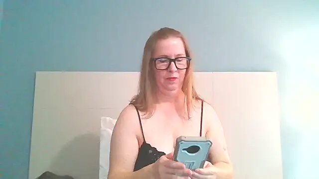 Snapshot of SweetandNaughty1 chatting on 02/11/25, 07:38 SweetandNaughty1 online show from 02/11/25, 07:38