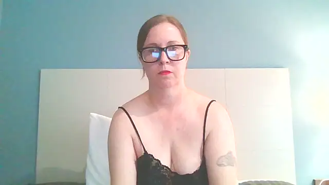 Snapshot of SweetandNaughty1 chatting on 02/27/25, 08:20 SweetandNaughty1 online show from 02/27/25, 08:20
