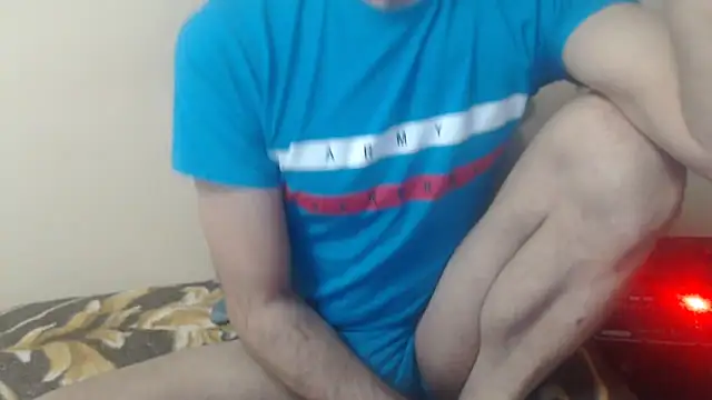 Snapshot of yvesstorm1 chatting on 04/29/26, 04:22 yvesstorm1 online show from 04/29/26, 04:22