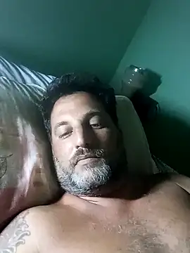 Snapshot of Reload_033 chatting on 03/25/26, 06:36 Reload 033 online show from 03/25/26, 06:36