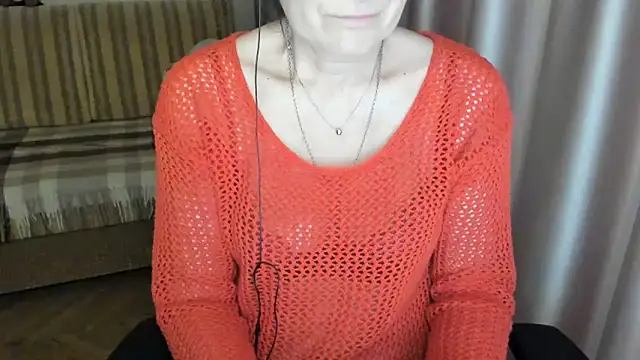 lauraoven online show from 03/05/25, 02:45