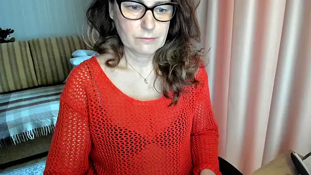 lauraoven online show from 03/06/26, 07:38