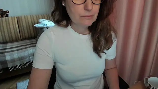 lauraoven online show from 03/27/26, 10:26