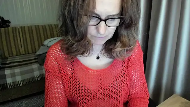 lauraoven online show from 05/31/26, 07:04