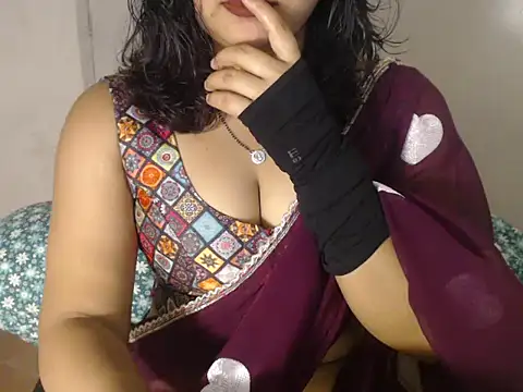 Open Heart Lennon online show from 12/04/25, 04:33