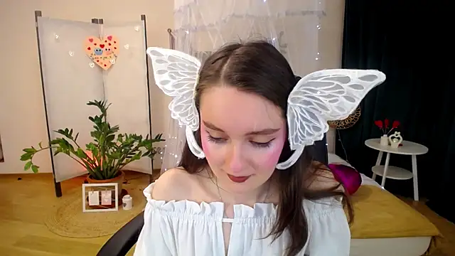 CloudGrace online show from 02/19/25, 03:17