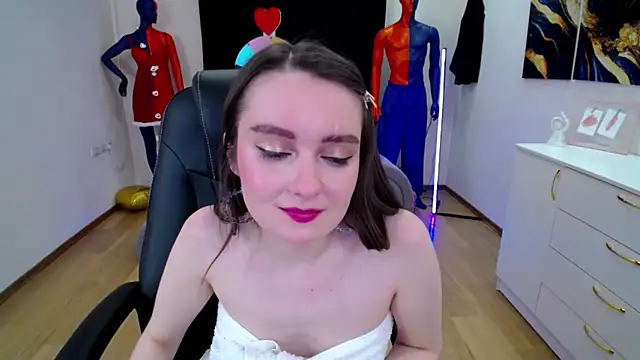 CloudGrace online show from 03/09/25, 04:33