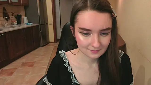 Snapshot of CloudGrace chatting on 04/24/26, 03:20 CloudGrace online show from 04/24/26, 03:20