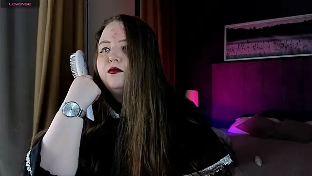 EMMA  CONNOR online show from 10/14/25, 01:50