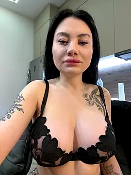 Wet  Bunny online show from 11/03/25, 03:41