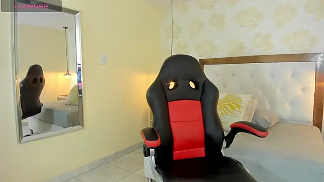 clarisKlein online show from 02/07/26, 03:43