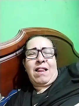 Snapshot of LaGochis07 chatting on 10/01/25, 10:27 LaGochis07 online show from 10/01/25, 10:27