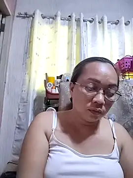 asianwet4u online show from 10/24/25, 12:08