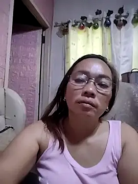 asianwet4u online show from 11/12/25, 04:02