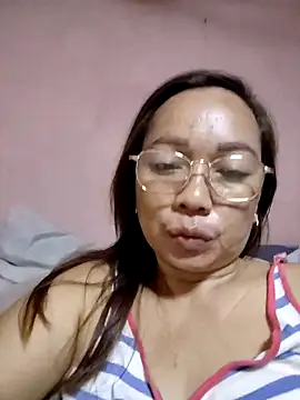 asianwet4u online show from 11/23/25, 09:42