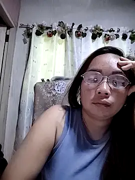 asianwet4u online show from 12/18/25, 01:22