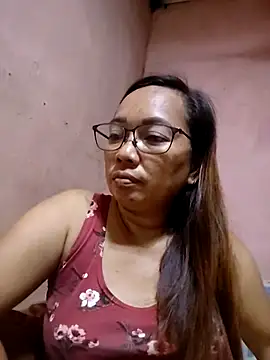Snapshot of asianwet4u chatting on 04/23/26, 01:57 asianwet4u online show from 04/23/26, 01:57