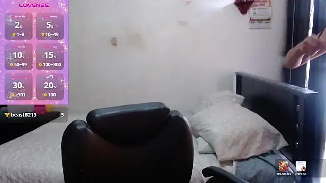 Snapshot of sensual_nataliee chatting on 05/31/26, 06:09 sensual nataliee online show from 05/31/26, 06:09