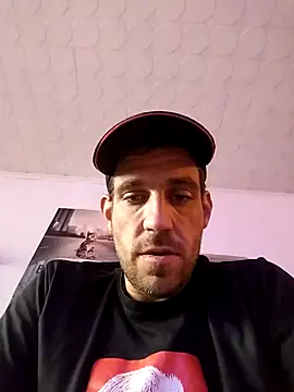 Codymc89 online show from 09/25/25, 08:29