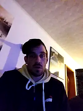 Codymc89 online show from 10/03/25, 12:07