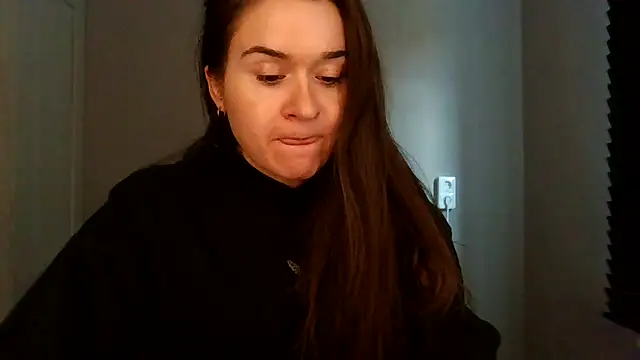 avajade online show from 10/28/25, 01:36