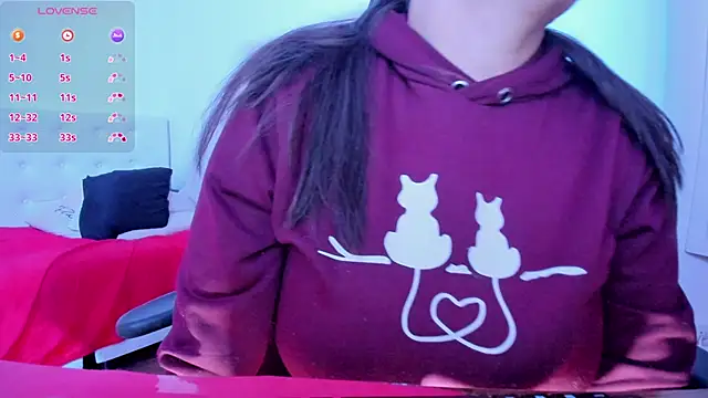 esmeralda milf online show from 01/21/25, 09:04