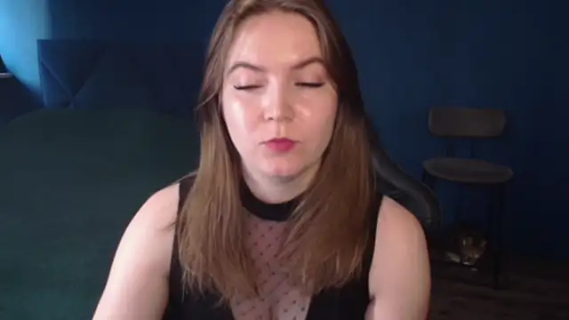 Snapshot of AlessaBlackMoon chatting on 06/26/26, 12:53 AlessaBlackMoon online show from 06/26/26, 12:53