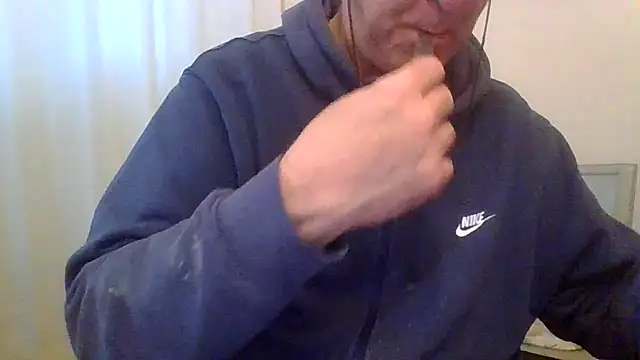 ANONIMO7735 online show from 12/16/25, 06:40