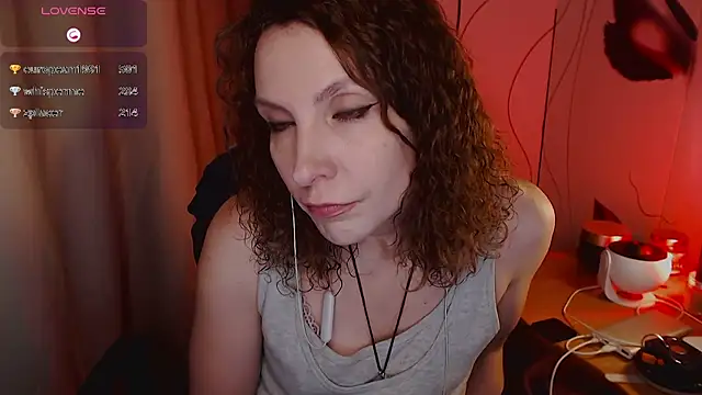 Snapshot of JohansonKatie chatting on 01/31/25, 04:14 JohansonKatie online show from 01/31/25, 04:14