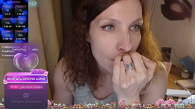 Snapshot of JohansonKatie chatting on 02/14/25, 09:21 JohansonKatie online show from 02/14/25, 09:21