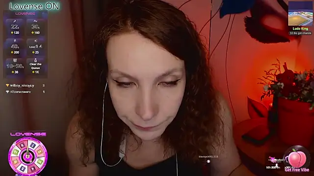 Snapshot of JohansonKatie chatting on 02/22/25, 03:03 JohansonKatie online show from 02/22/25, 03:03