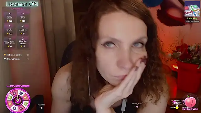 Snapshot of JohansonKatie chatting on 02/22/25, 06:08 JohansonKatie online show from 02/22/25, 06:08