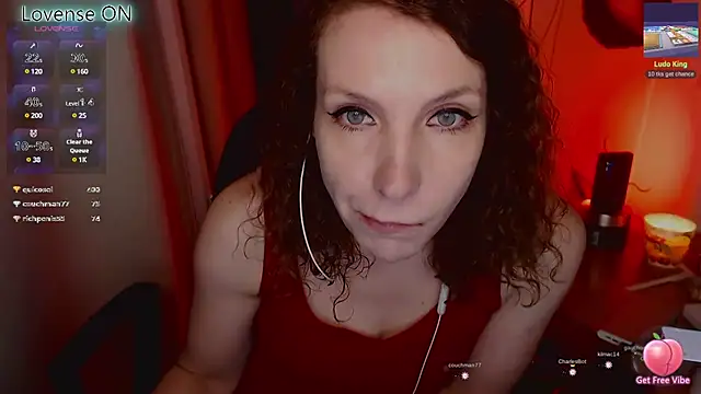 Snapshot of JohansonKatie chatting on 03/05/25, 12:59 JohansonKatie online show from 03/05/25, 12:59
