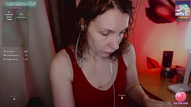 Snapshot of JohansonKatie chatting on 03/07/25, 12:37 JohansonKatie online show from 03/07/25, 12:37