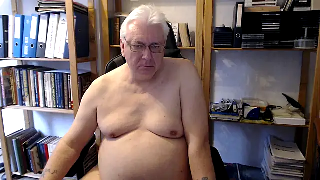 SchwanzhureXXL online show from 03/13/26, 09:49