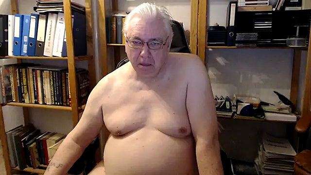 SchwanzhureXXL online show from 04/07/26, 04:35
